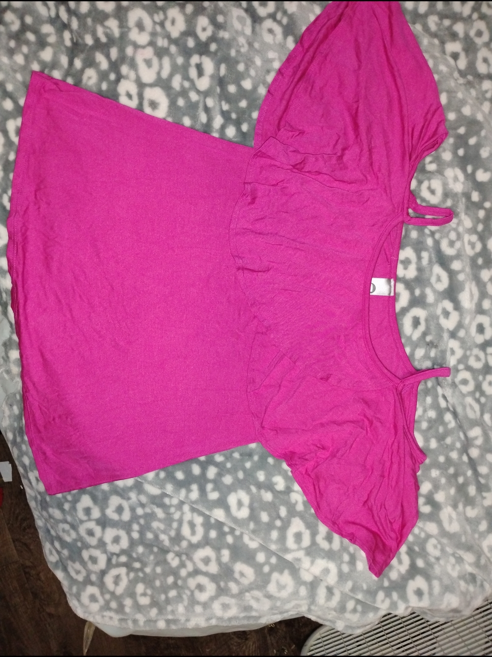 Go Couture Hot Pink Ruffled Sleeve Camisole